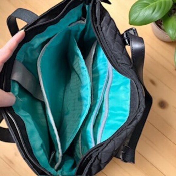 KROSER Quilted Laptop Tote Bag 15.6” | USB Port | Water-Resistant | Black | NWT - Picture 7 of 11